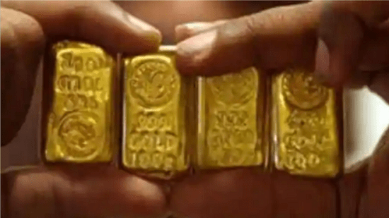 gold loans by companies such as Muthoot Fincorp Ltd